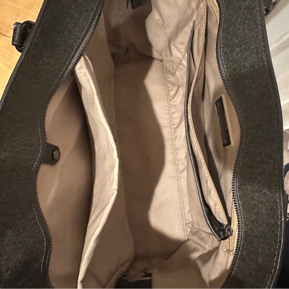 Tumi Sinclair Viera Business Charcoal Gray Tote Bag - Picture 5 of 8